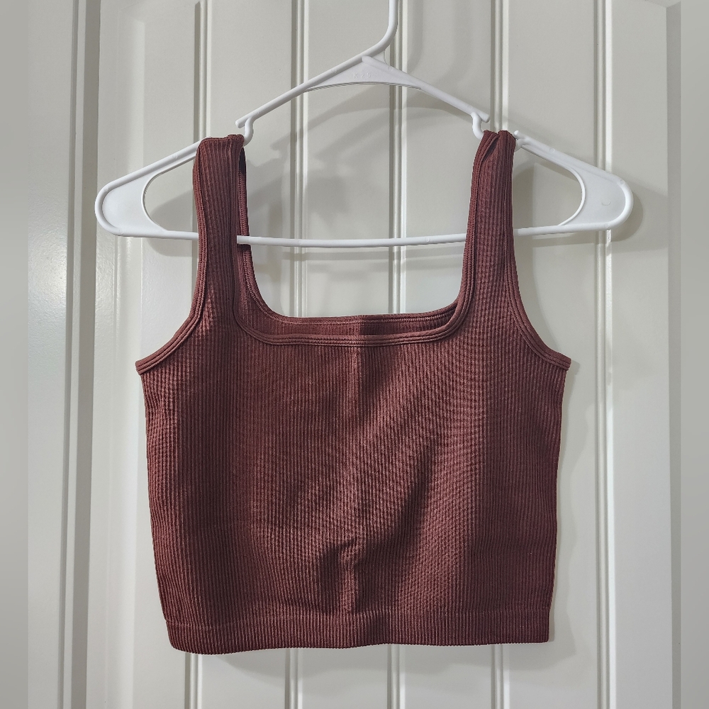 Crop top - Picture 2 of 4